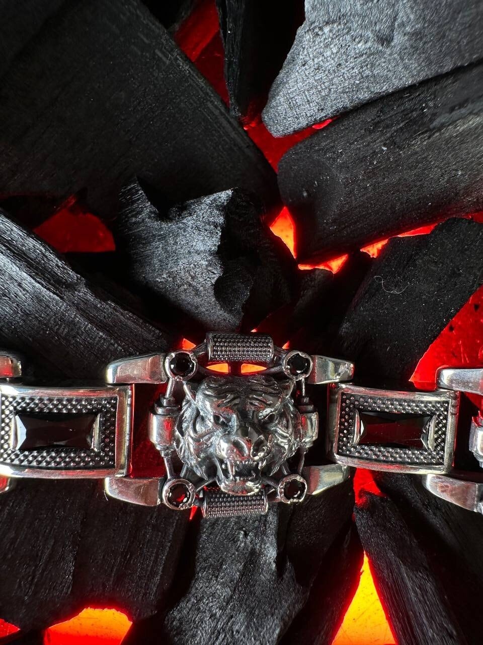 A brutal accessory for confident men
