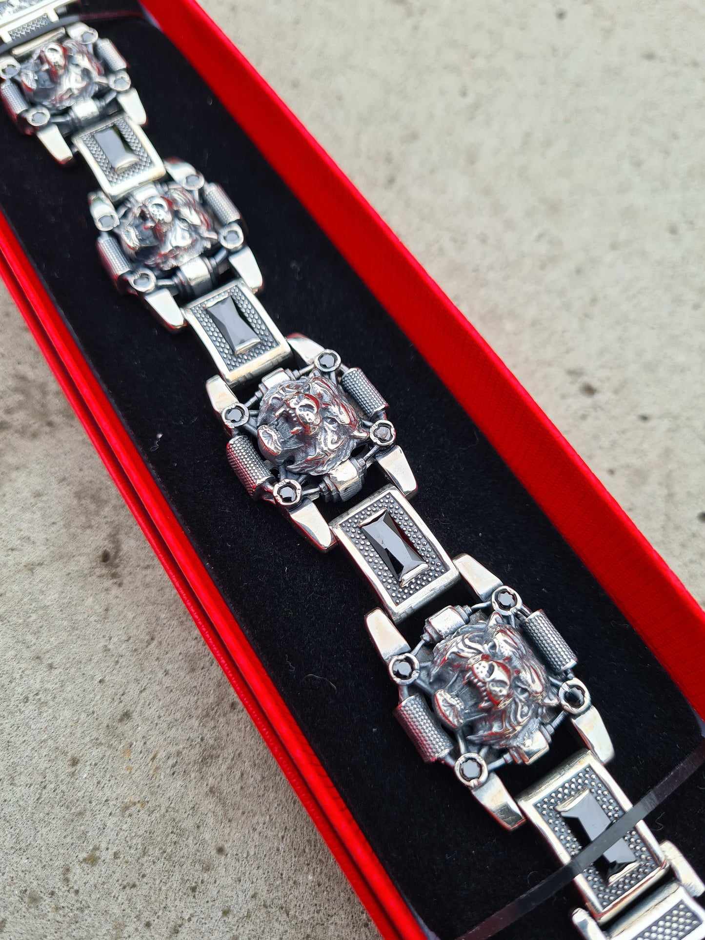 Aggressive design - silver bracelet "Tigers" 20 mm wide