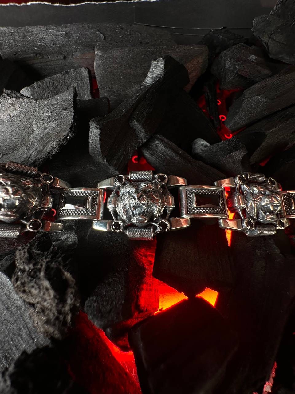 A brutal accessory for confident men