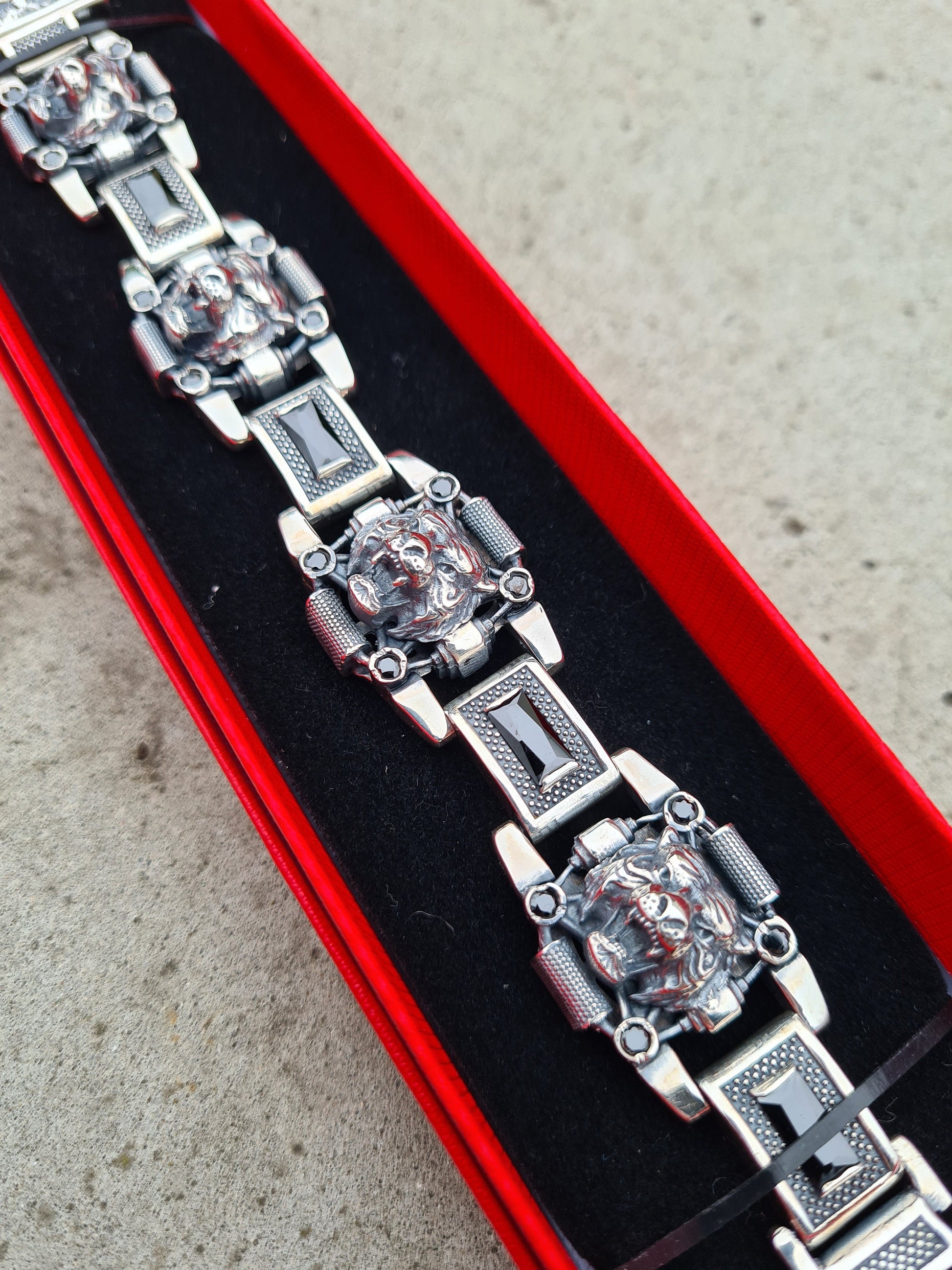 Aggressive design - silver bracelet "Tigers" 20 mm wide