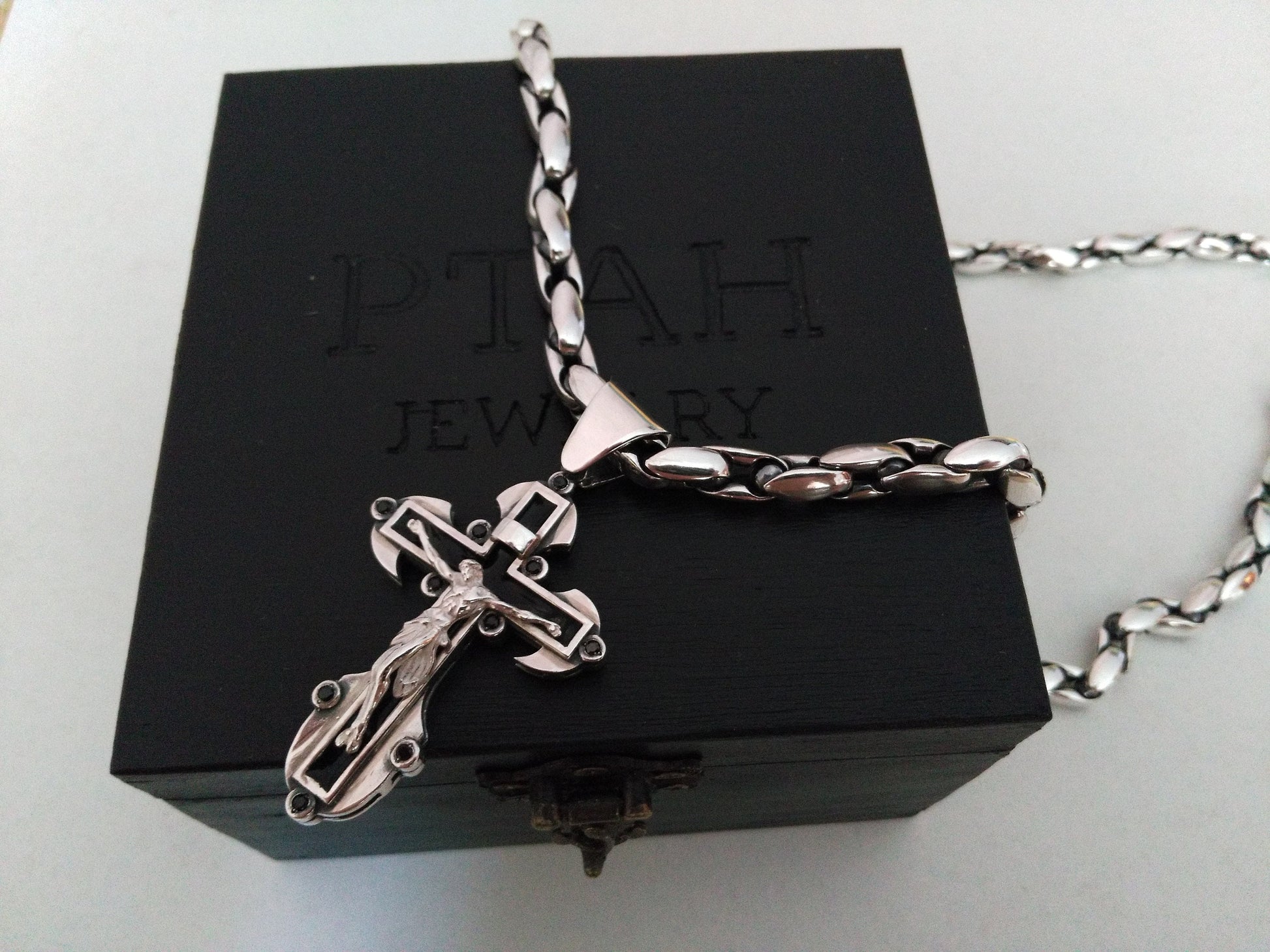 Gift Box for Religious Pendant