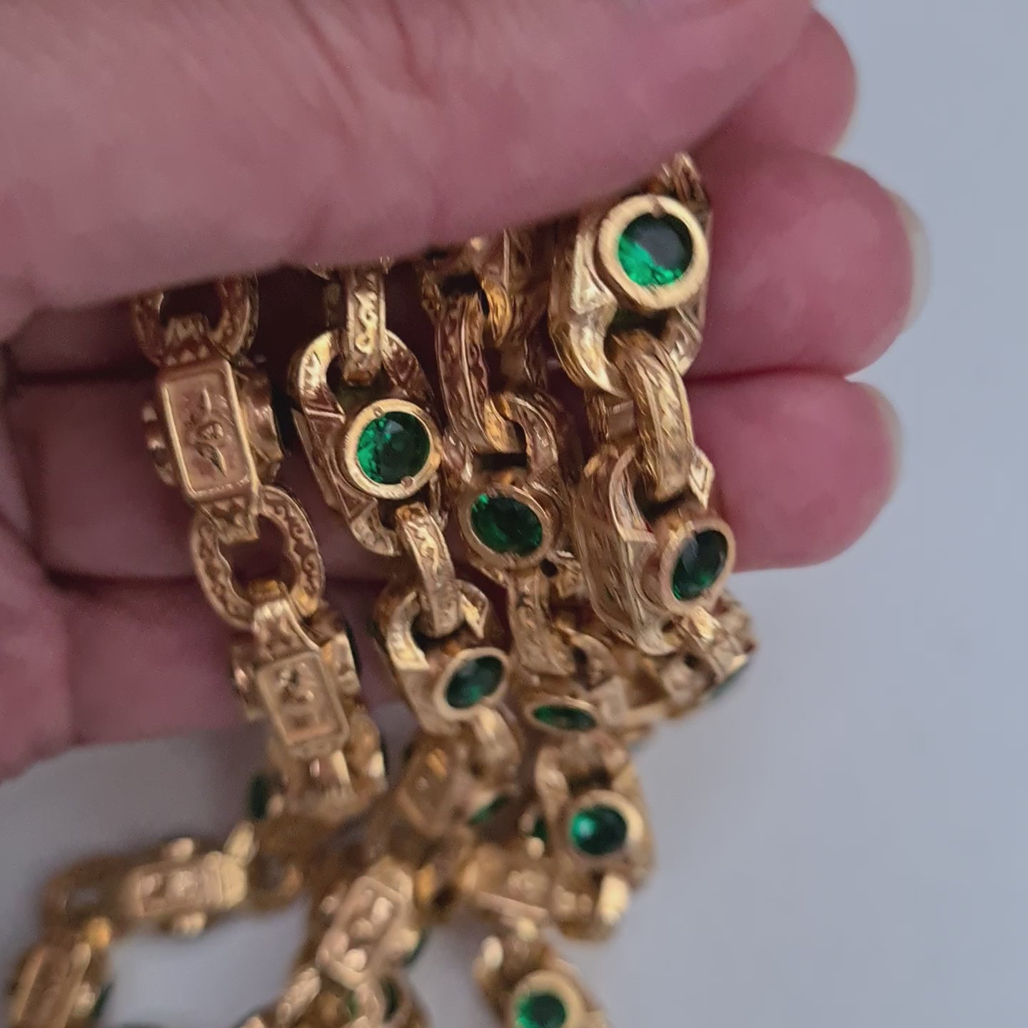 Exclusive men’s gold plated silver chain with green gemstones
