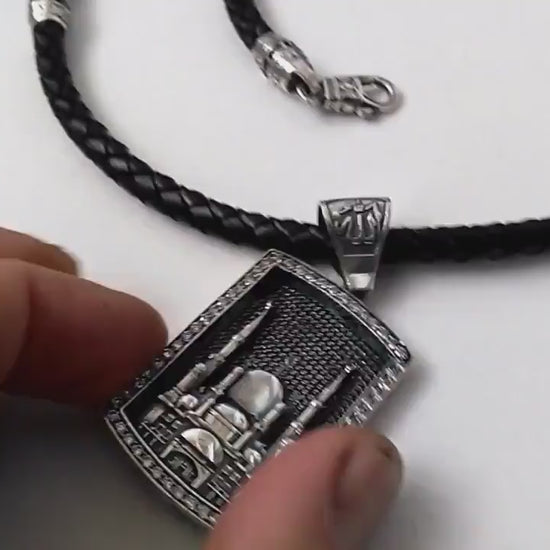Starry Sky Effect - Black Onyx in Silver Pendant Video