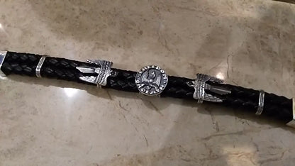 Historical freedom bracelet with silver motto plate