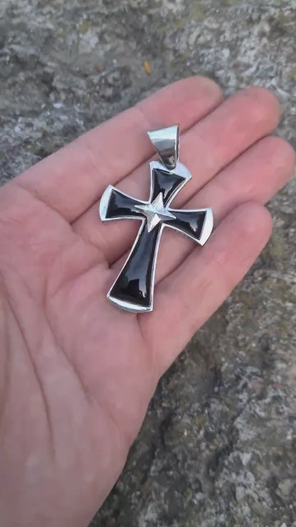 925 silver gothic cross pendant with templar engraving video